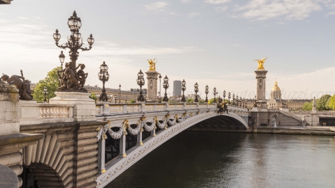 Le Pont Alexandre III depuis la rive droite